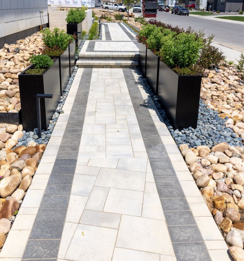 diseño-de-caminos-para-viviendas-modernas-mill-brothers-landscape-group